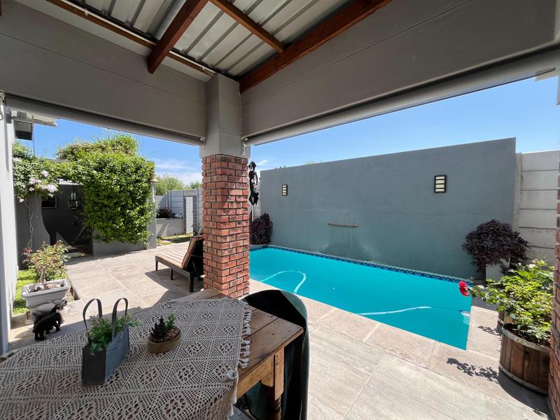 3 Bedroom Property for Sale in Hopefield Western Cape